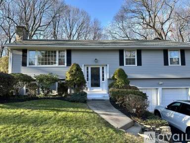 Main picture of 25 Arliss Dr