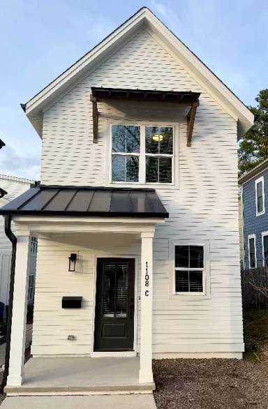 Main picture of 1108 Rand St