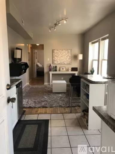 Main picture of 1626 W Farwell Ave