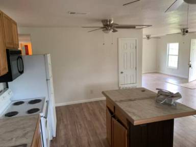 Main picture of 7007 Calle Aleman