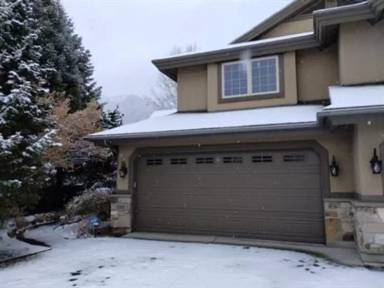 Main picture of 3158 E Old Ridge Cir