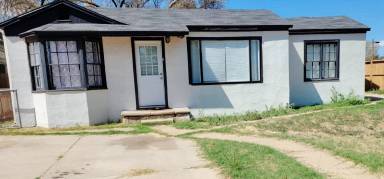 Main picture of 2602 Amherst St