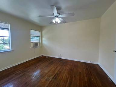 Main picture of 1402 Gustav St