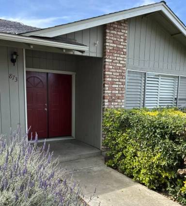 Main picture of 873 Cedar Ln