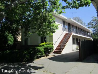 Main picture of 470 N 3rd St