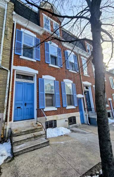 Main picture of 417 N 9th St