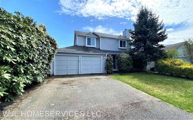 Main picture of 13313 NE 135th St