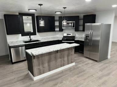 Main picture of 780 N Lauritzen St