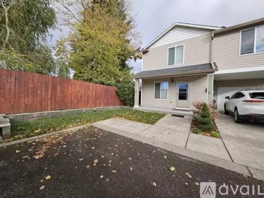 Main picture of 17189 SE Alder St