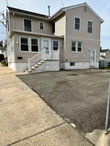 Main picture of 125 S Feltus St