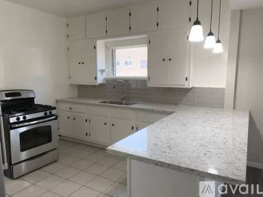 Main picture of 3229 Logan St