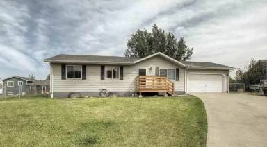 Main picture of 750 Packer Pl