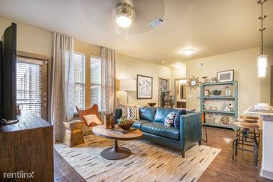 Main picture of Aviator West 7th