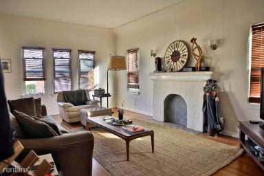 Main picture of 365 N Spaulding Ave