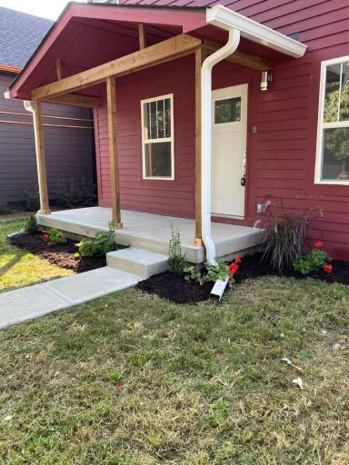 Main picture of 737 Parkway Ave