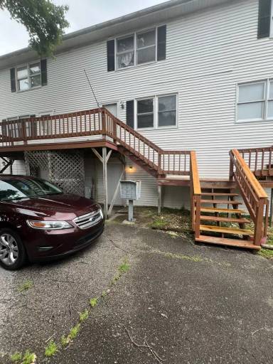 Main picture of 505 W Vine St