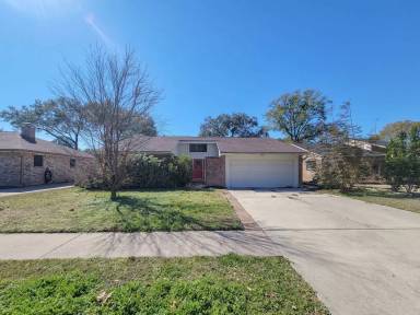 Main picture of 15827 Echo Canyon Dr