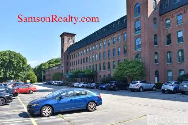 Main picture of 300 Front St