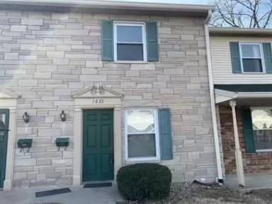 Main picture of 1605 S Dorchester Dr
