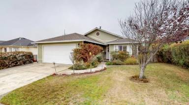 Main picture of 2135 B St