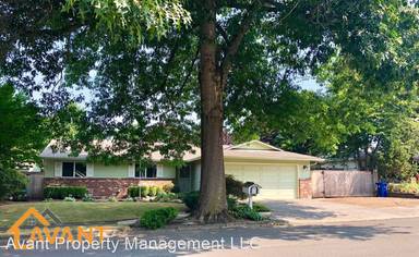 Main picture of 5135 SE 27th St