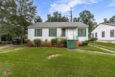 Main picture of 835 Robinhood St