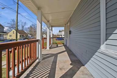 Main picture of 630 Ewing Ave