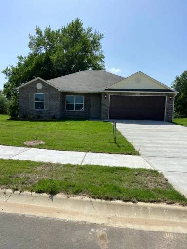 Main picture of 1825 Blake Ln