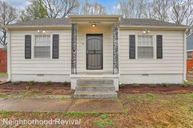 Main picture of 1064 Echles St