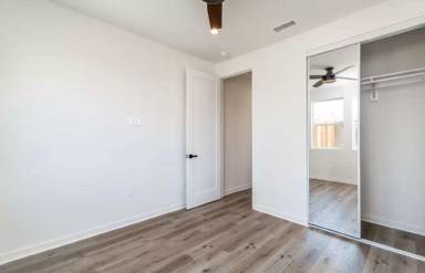 Main picture of 6400 Kenwater Pl