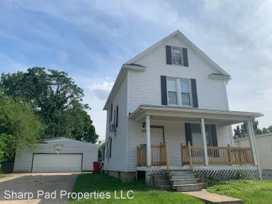 Main picture of 103 E Church St