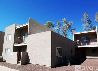 Main picture of 2838 E Le Marche Ave