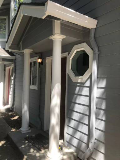 Main picture of 1817 N Rosa Parks Way