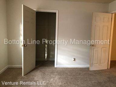 Main picture of 2732 Old Steele Creek Rd