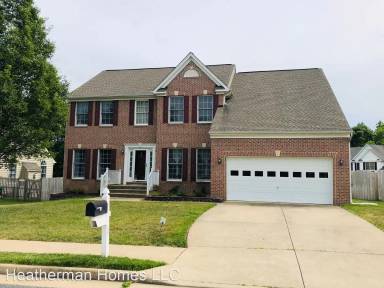 Main picture of 49 Boulder Dr