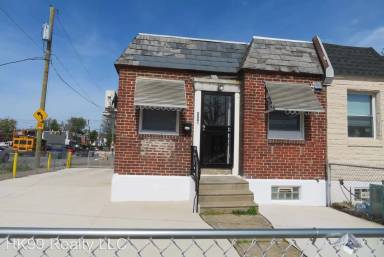 Main picture of 2001 Rosalie St