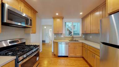 Main picture of 1391 18th Ave