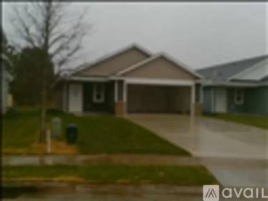 Main picture of 936 York Ct