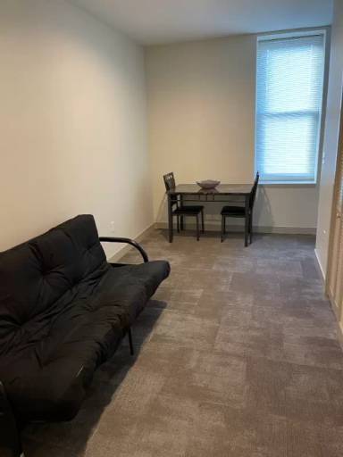 Main picture of 1417 W 9th St