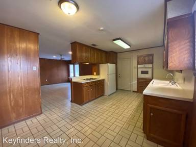 Main picture of 2887 Cedarcrest Ave