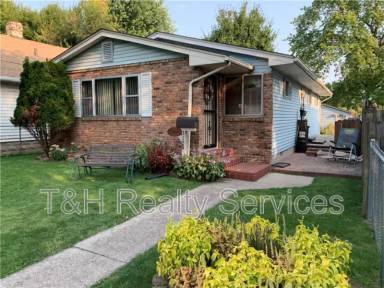 Main picture of 3128 Newton Ave