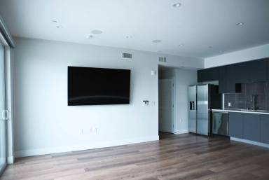 Main picture of 8940 Reseda Blvd