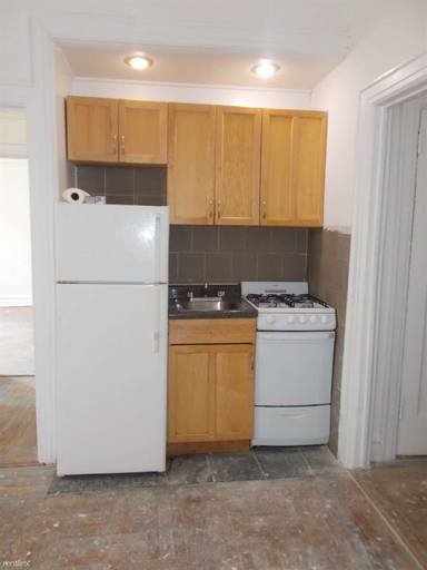 Main picture of 159 Eastern Pkwy