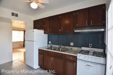 Main picture of 403 W 9th St