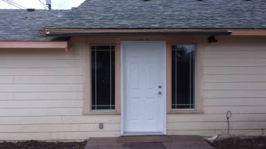 Main picture of 825 W 13th St