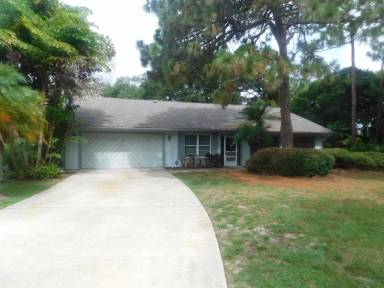 Main picture of 1904 Levine Ln