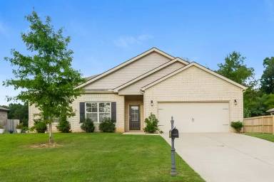 Main picture of 445 Beau Tisdale Dr
