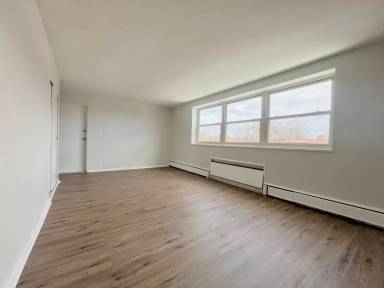 Main picture of 1974 Delaware Ave