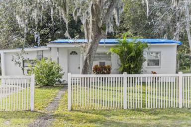 Main picture of 1312 Jarecki Ave