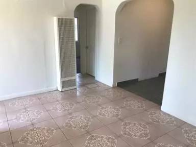 Main picture of 2537 W Barton Sq